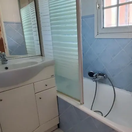 Of 23 M Bright And With Garden Apartment
