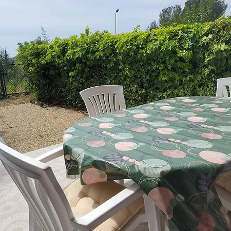 Appartement Of 23 M Bright And With Garden Saint-Raphaël